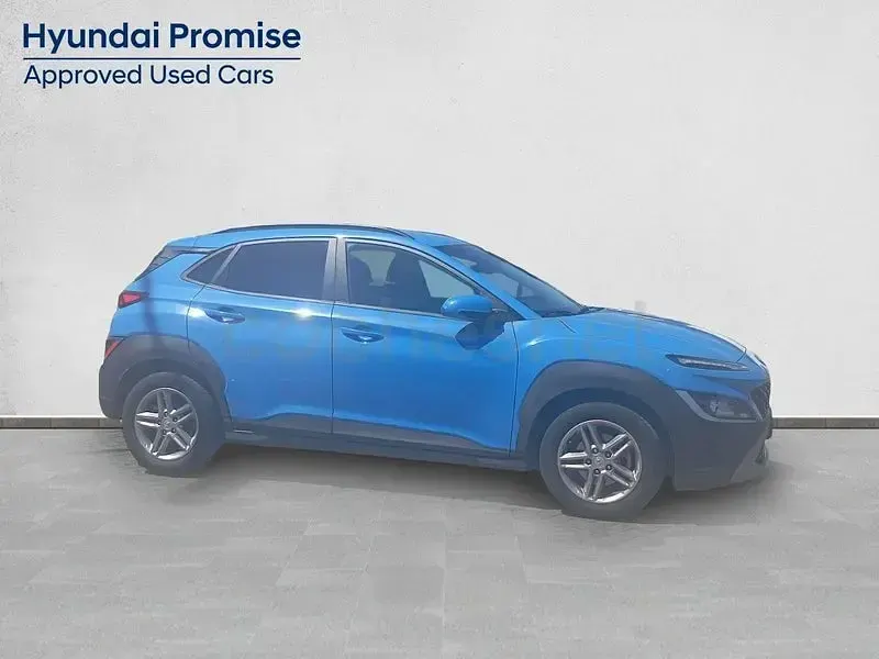 Usado Hyundai Kona 120 CV (88 kW) 2022 Azul SUV
