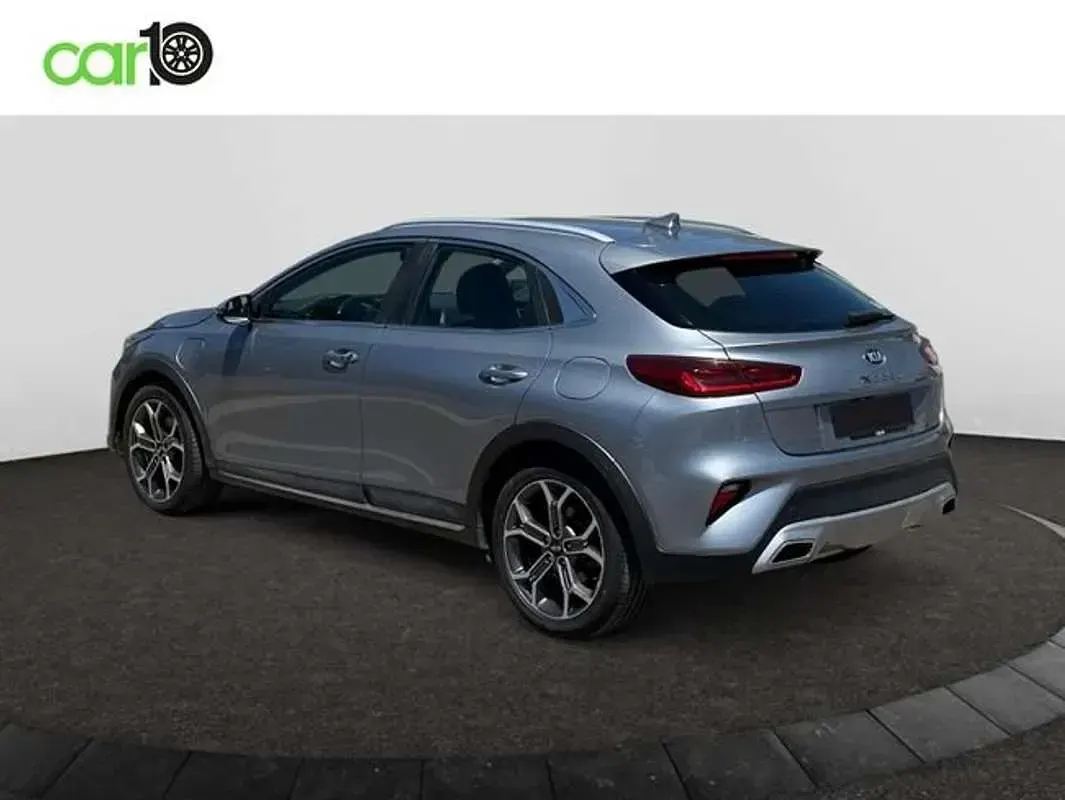 Usado Kia XCeed 141 CV (103 kW) 2021 Gris SUV