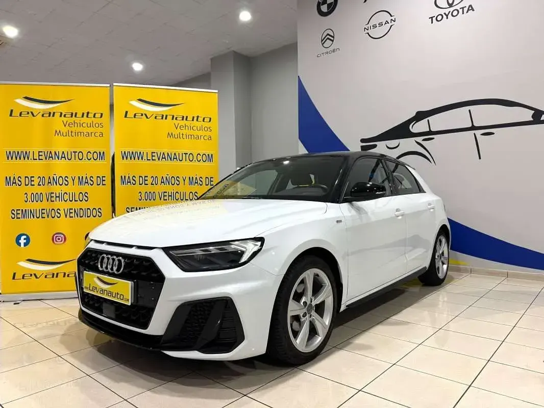 Usado Audi A1 Sportback S-Line 110 CV (80 kW) 2020 Blanco Utilitario