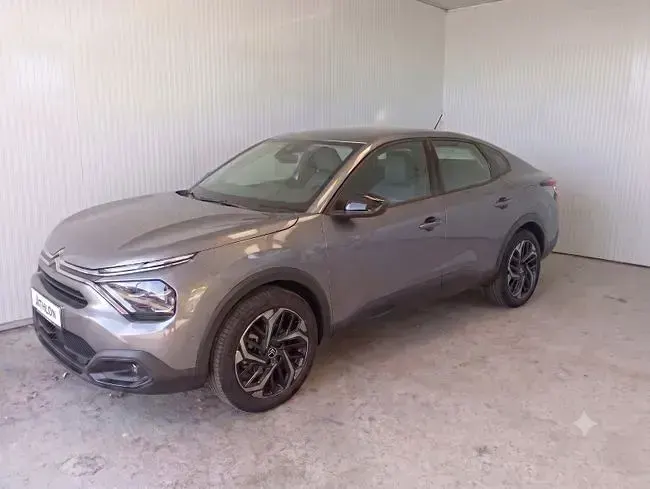 Usado Citroën C4 X 145 CV (106 kW) 2025 Gris SUV