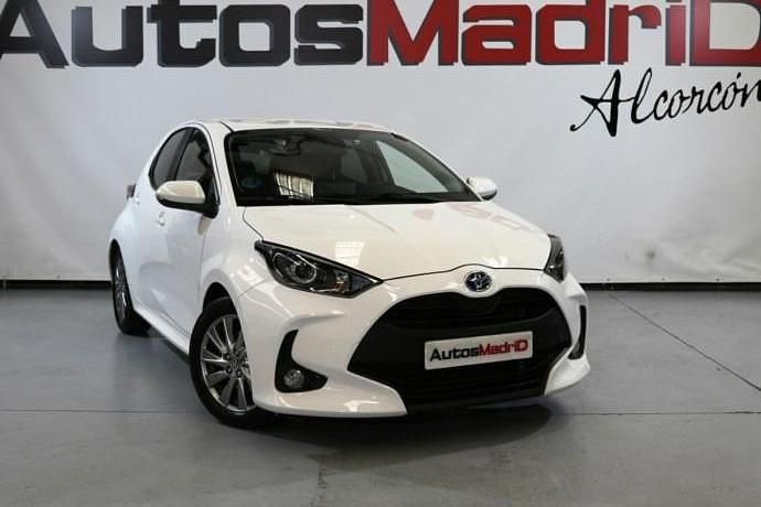Usado Toyota Yaris Hybrid Active 116 CV (85 kW) 2021