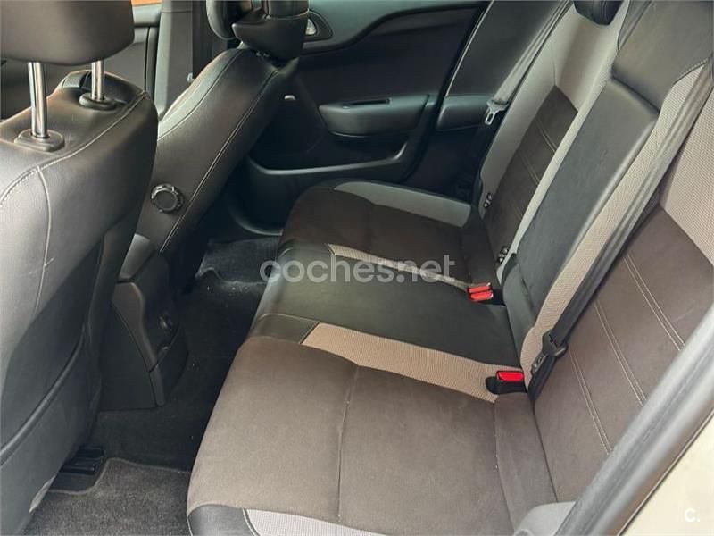 Usado DS Automobiles DS4 Style 120 CV (88 kW) 2017 Blanco Berlina