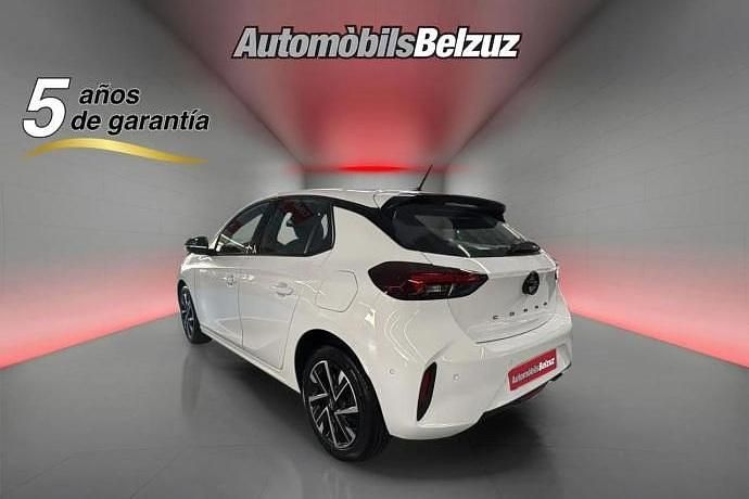 Usado Opel Corsa 100 CV (73 kW) 2024