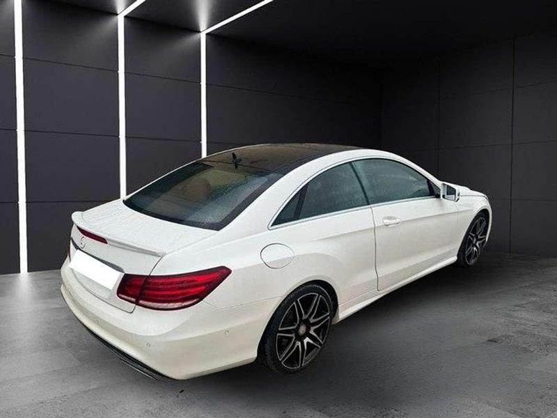 Usado Mercedes C250 204 CV (150 kW) 2015 Blanco Coupe