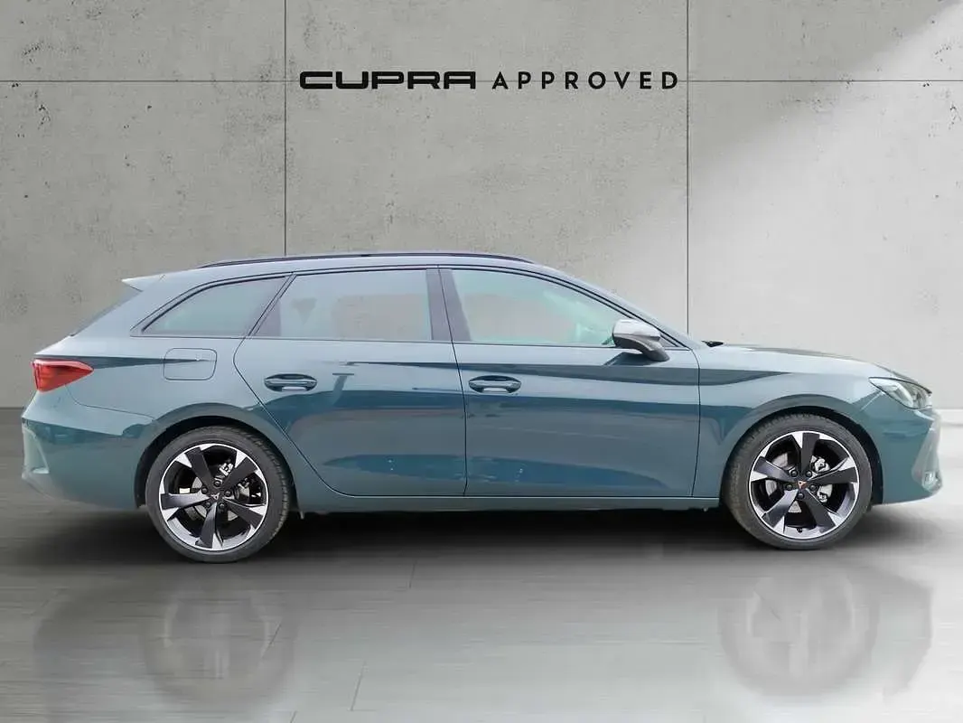 Usado Cupra Leon 150 CV (110 kW) 2024 Azul Utilitario