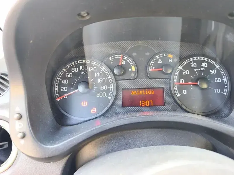 Usado Fiat Panda Dynamic 70 CV (51 kW) 2006 Verde Utilitario