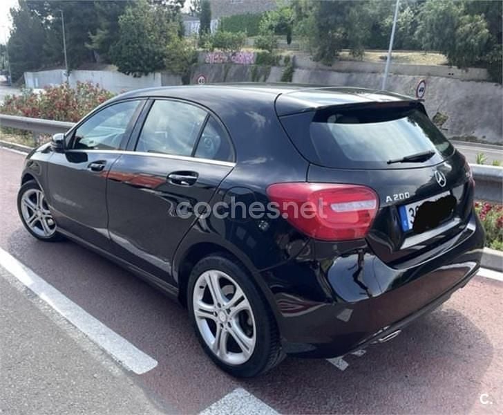 Negro Usado 2013 Mercedes A200 Urban Berlina | 12.900 € (Buen precio) - Imagen 1/4