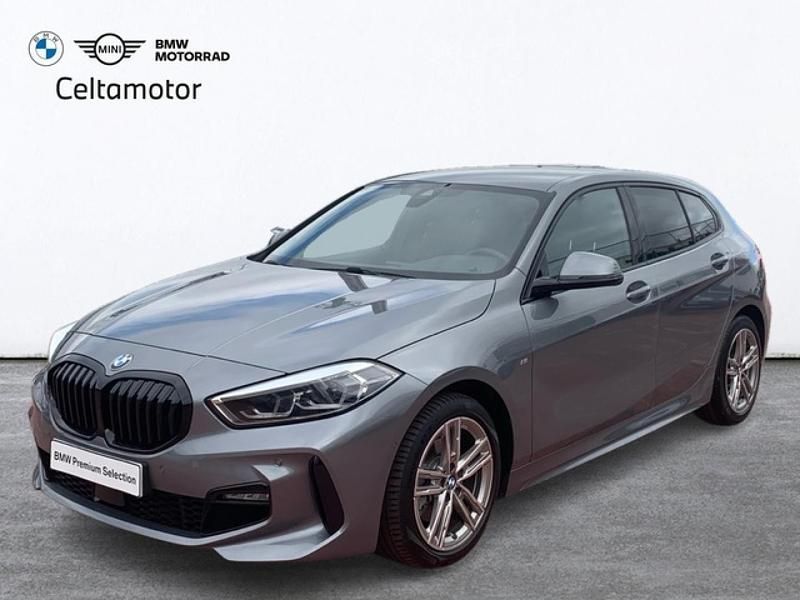 Skyscraper grau metalizado Usado 2024 BMW 118 Comfort Edition Utilitario | 33.850 € (Un poco caro) - Imagen 1/4