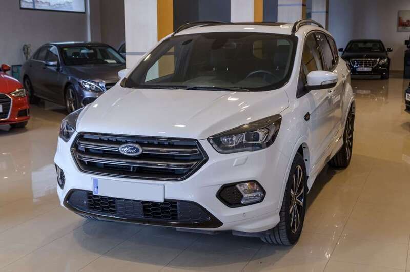 Blanco Usado 2019 Ford Kuga ST-Line SUV | 19.990 € (Caro) - Imagen 1/4