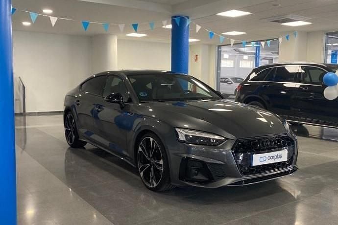 Usado Audi A5 Sportback 163 CV (119 kW) 2023 Gris Utilitario