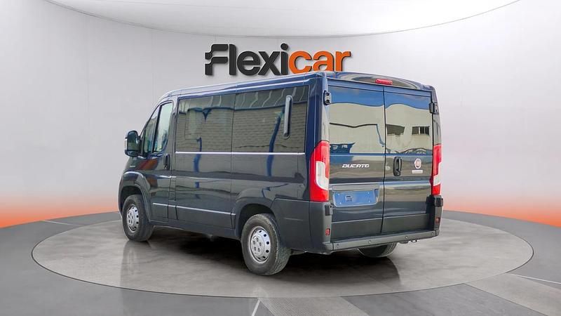 Usado Fiat Ducato 150 CV (110 kW) 2018 Azul Van