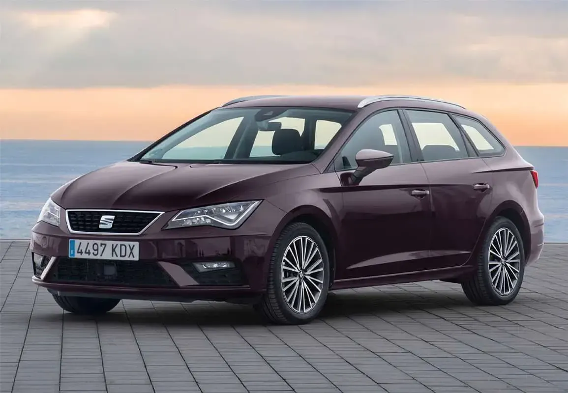 Usado Seat Leon ST FR 150 CV (110 kW) 2017 Gris Familiar
