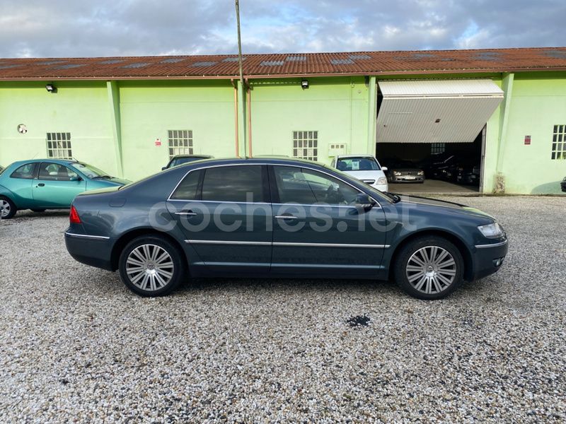 Usado VW Phaeton 313 CV (230 kW) 2006 Gris / plata Berlina