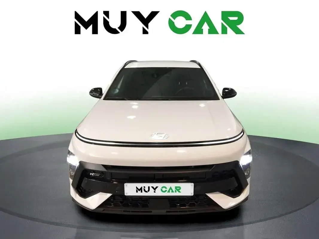 Usado Hyundai Kona N Line 120 CV (88 kW) 2023 Blanco SUV