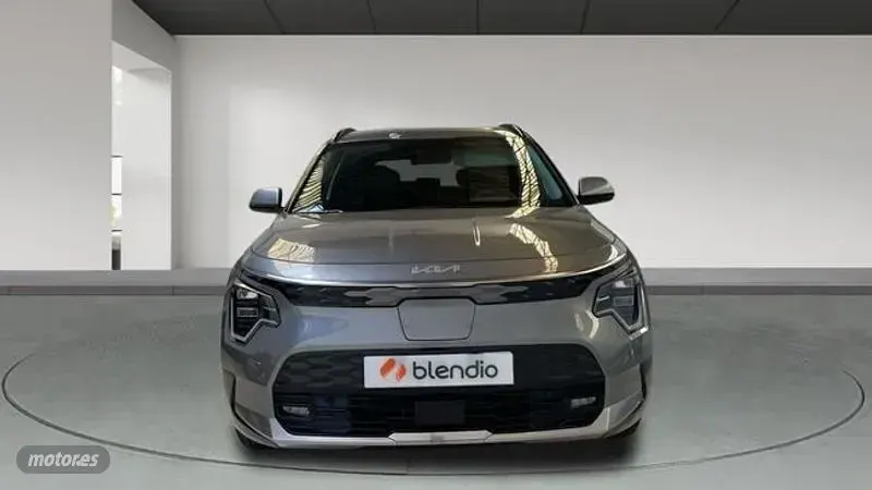Usado Kia e-Niro 150 kW (204 CV) 2024 Gris SUV