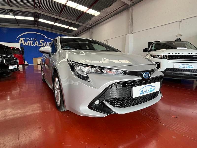 Usado Toyota Corolla Active 122 CV (89 kW) 2020 Gris plata