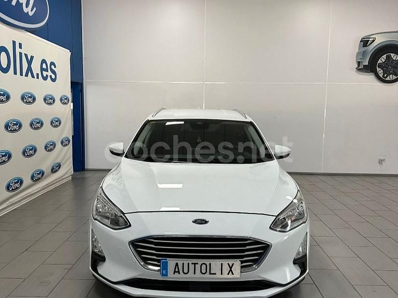 Blanco Usado 2019 Ford Focus Trend Familiar | 11.999 € (Precio justo) - Imagen 1/4