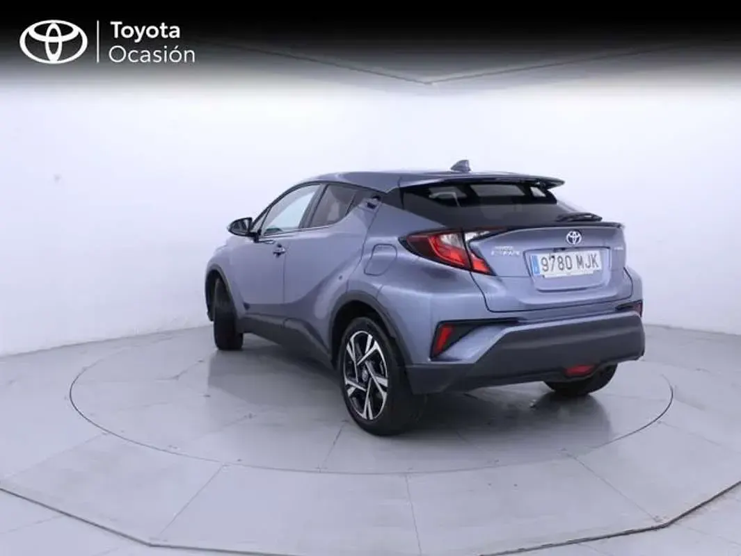 Usado Toyota C-HR Advance 122 CV (89 kW) 2023 Gris SUV