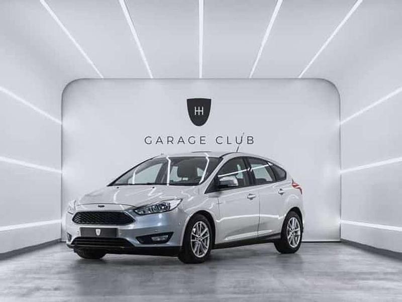 Plateado Usado 2015 Ford Focus Trend+ Utilitario | 8599 € (Buen precio) - Imagen 1/4