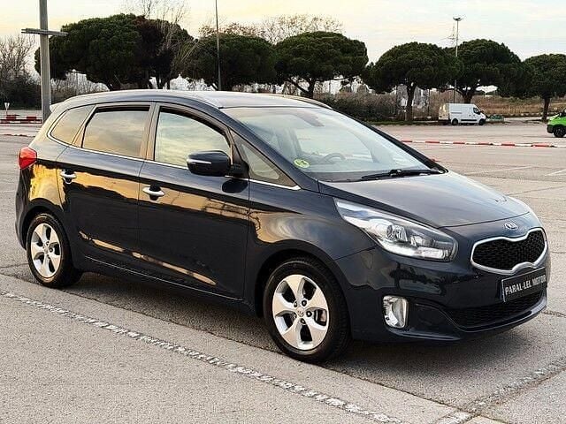 Gris Usado 2014 Kia Carens Monovolumen | 10.500 € (Precio justo) - Imagen 1/4