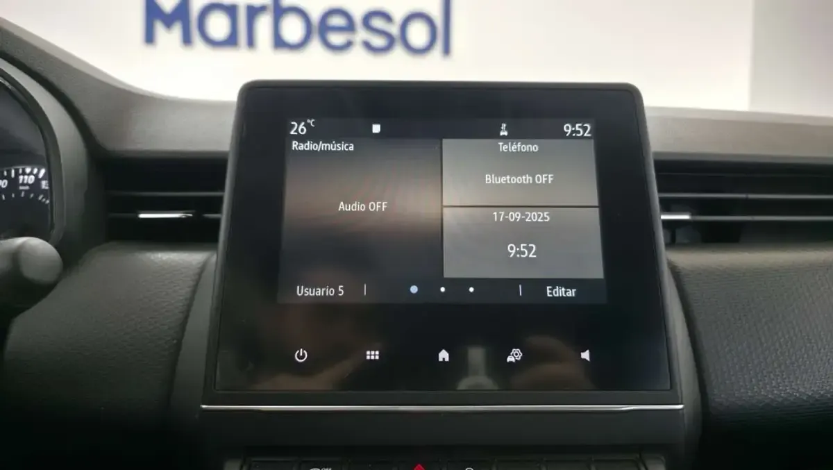 Usado Renault Clio Intens 91 CV (66 kW) 2022 Blanco Utilitario