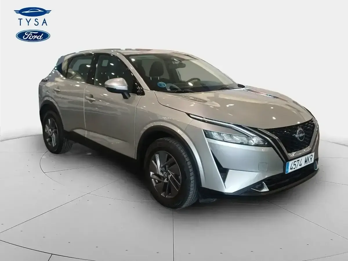 Usado Nissan Qashqai Acenta 158 CV (116 kW) 2023 Plateado SUV