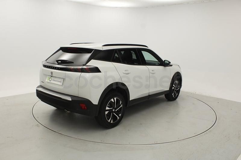 Usado Peugeot 2008 Allure 131 CV (96 kW) 2022 Blanco SUV