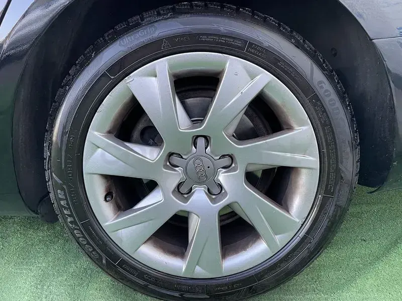 Usado Audi A5 Sportback 180 CV (132 kW) 2010 Negro Utilitario