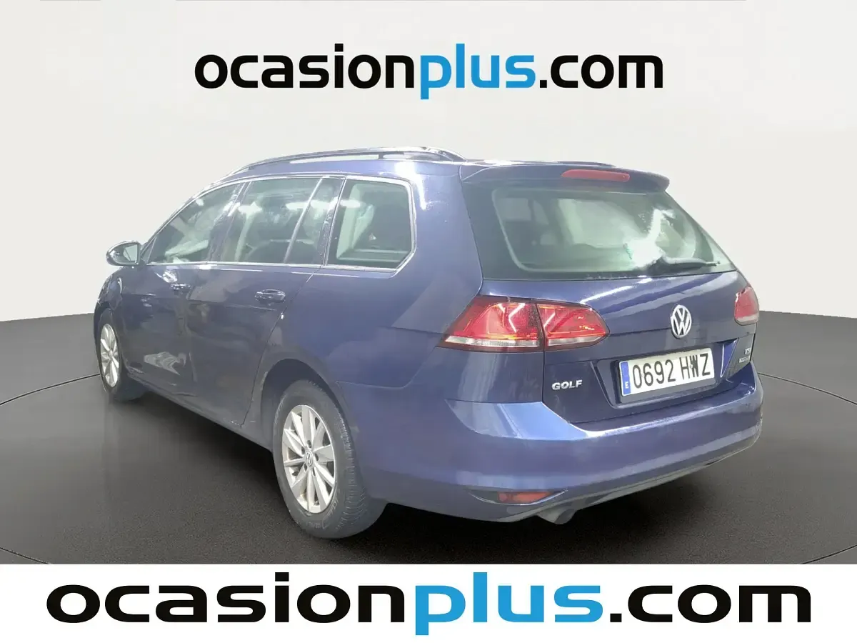 Usado VW Golf Sportsvan Edition 105 CV (77 kW) 2014 Azul Monovolumen