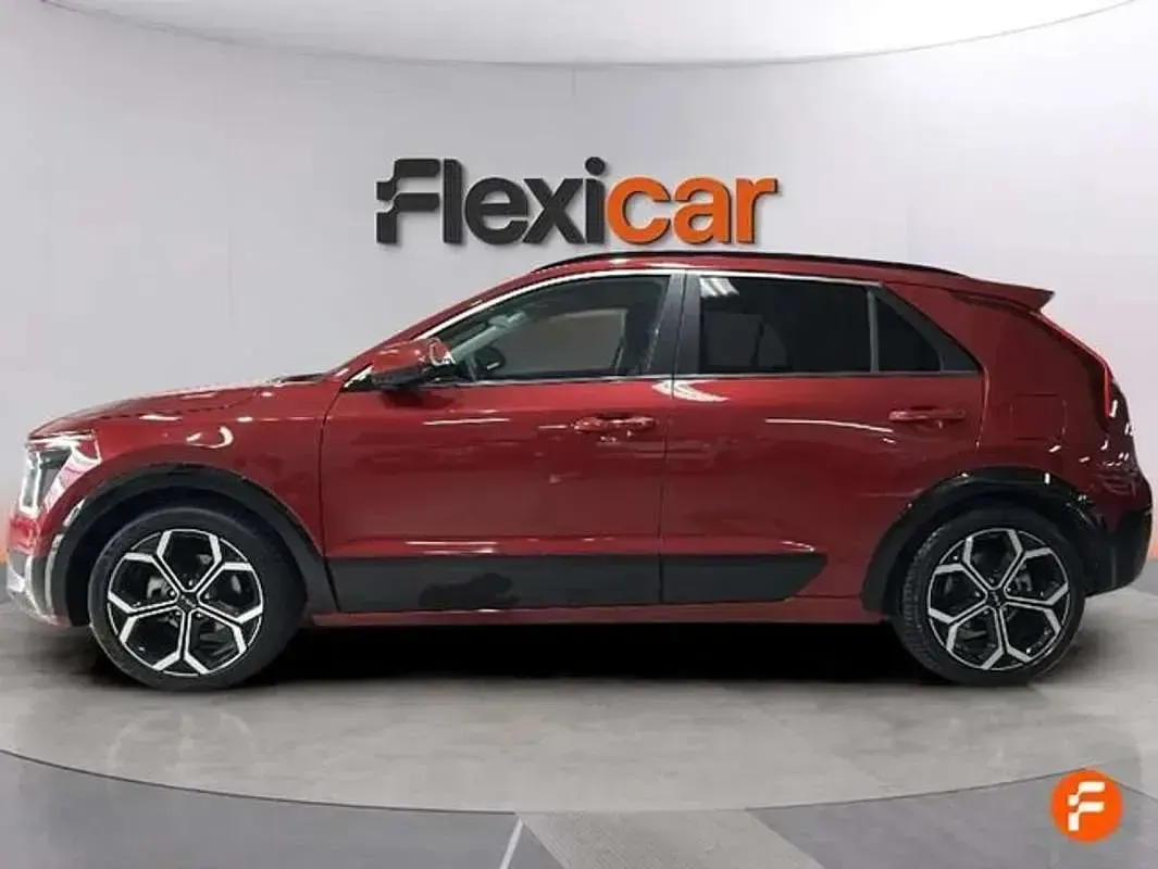 Usado Kia Niro 141 CV (103 kW) 2023 Burdeos SUV