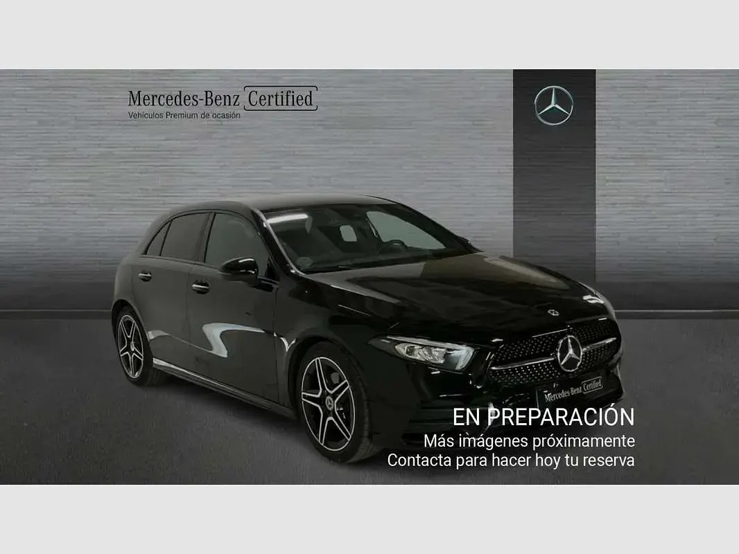 Usado Mercedes A180 109 CV (80 kW) 2022 Negro Utilitario