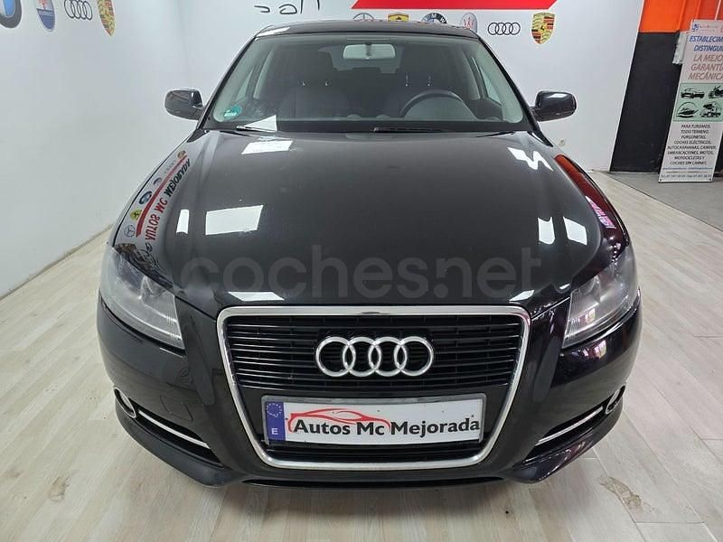Usado Audi A3 Attraction 105 CV (77 kW) 2011 Negro Utilitario