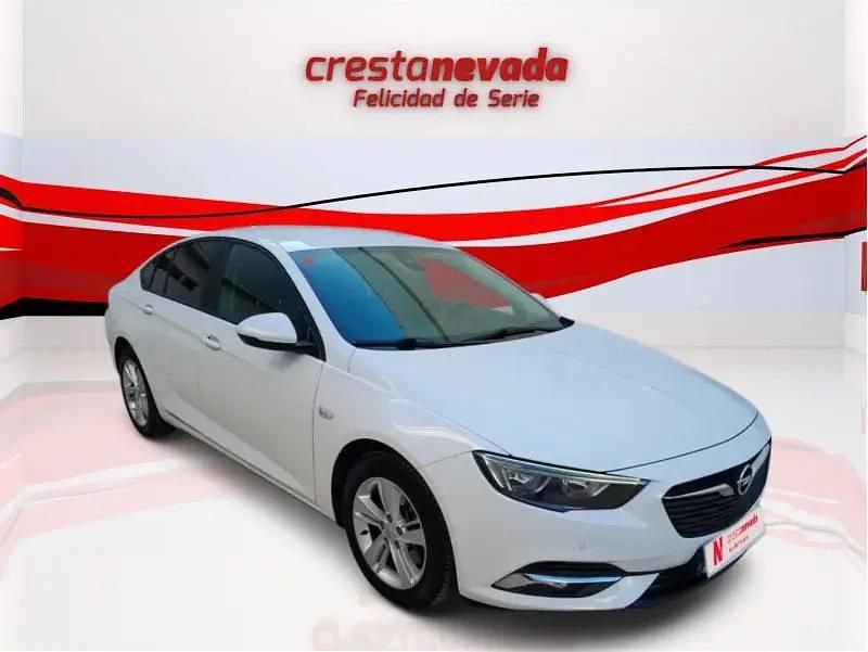 Usado Opel Insignia Selective 136 CV (100 kW) 2019