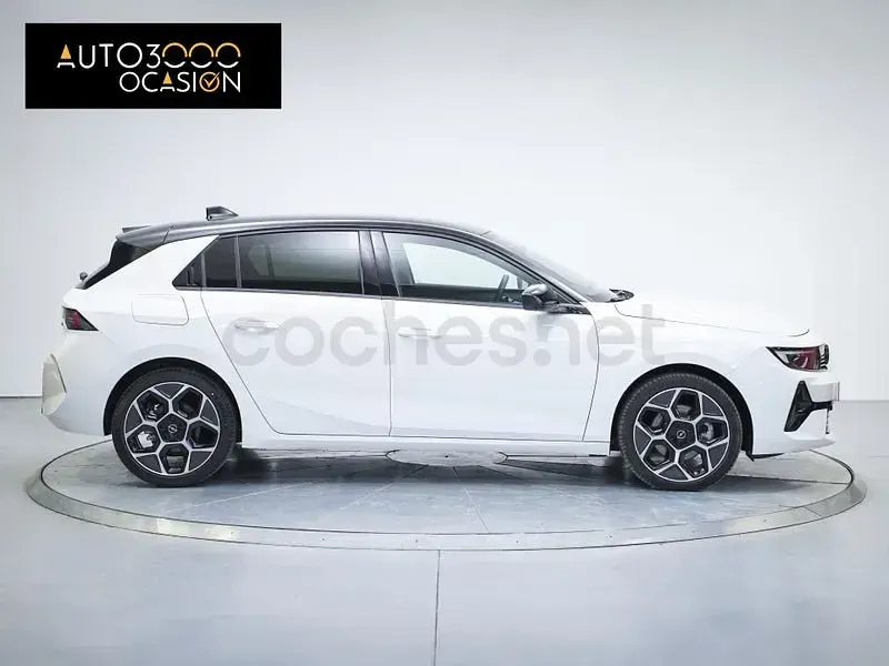 Nuevo Opel Astra 136 CV (100 kW) 2025 Blanco Berlina