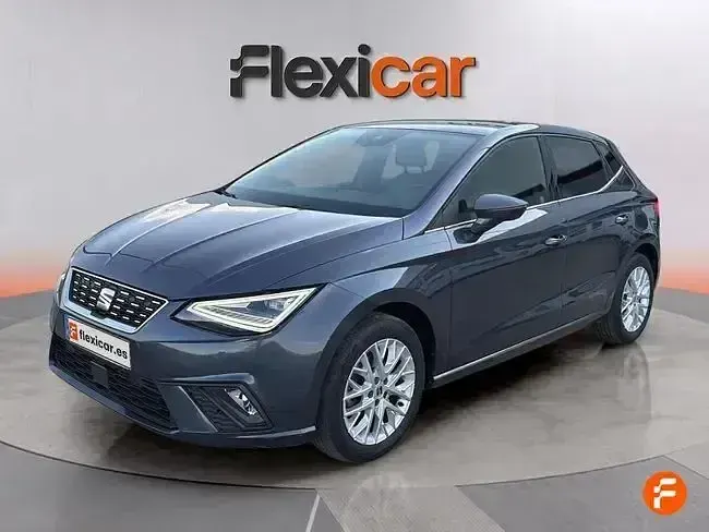 Usado Seat Ibiza Style 115 CV (84 kW) 2024 Gris Utilitario