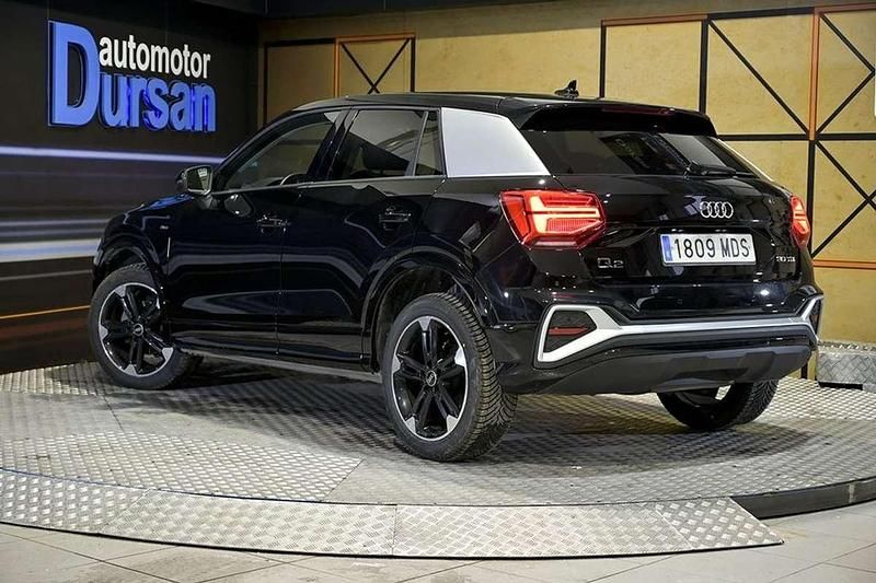 Usado Audi Q2 S-Line 116 CV (85 kW) 2023 Negro SUV