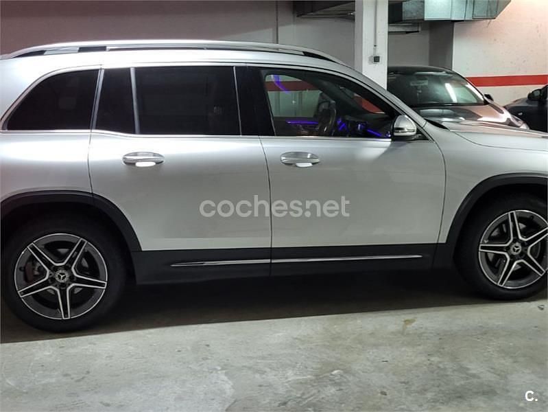 Usado Mercedes GLB180 136 CV (100 kW) 2023 Gris / plata SUV