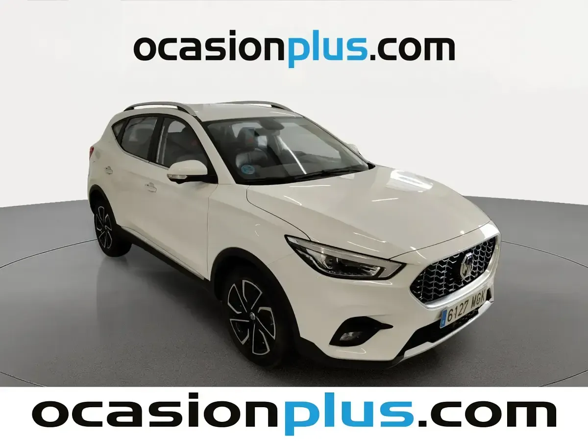 Usado MG ZS Luxury 106 CV (77 kW) 2023 Blanco SUV