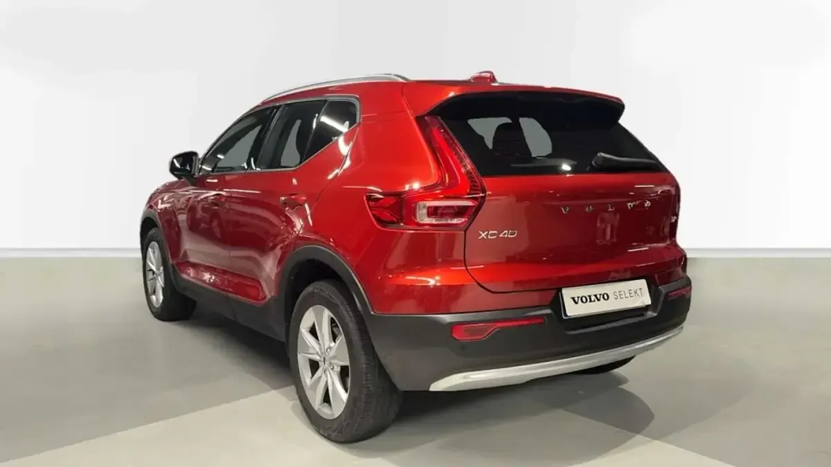 Usado Volvo XC40 Core 129 CV (94 kW) 2024 SUV