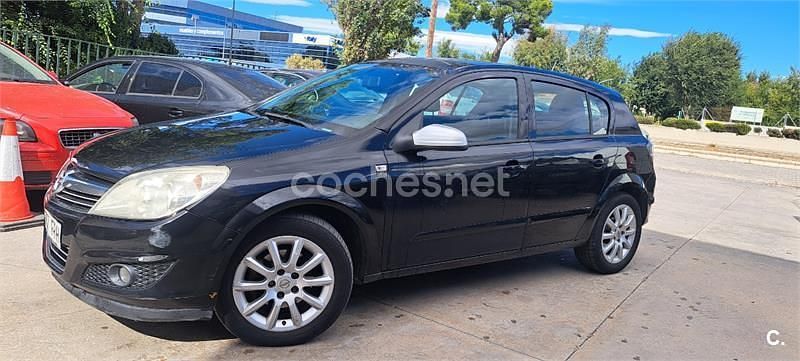 Negro Usado 2007 Opel Astra Cosmo Berlina | 1500 € (Super precio) - Imagen 1/4