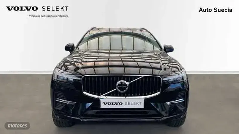 Usado Volvo XC60 Core 2023 Negro SUV