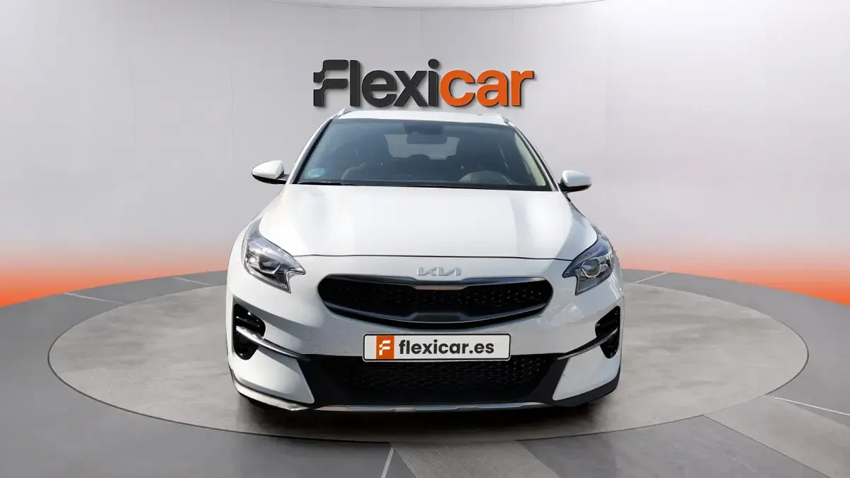 Usado Kia XCeed 120 CV (88 kW) 2022 Blanco SUV