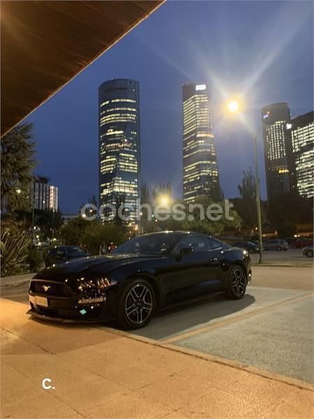 Usado Ford Mustang Fastback 291 CV (214 kW) 2021 Negro Coupe