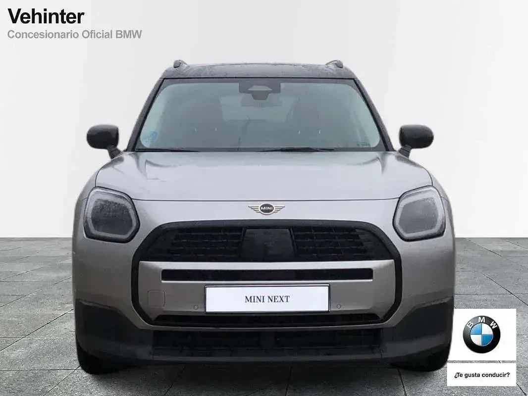 Usado Mini One D Countryman Essential 163 CV (119 kW) 2025 Plateado SUV