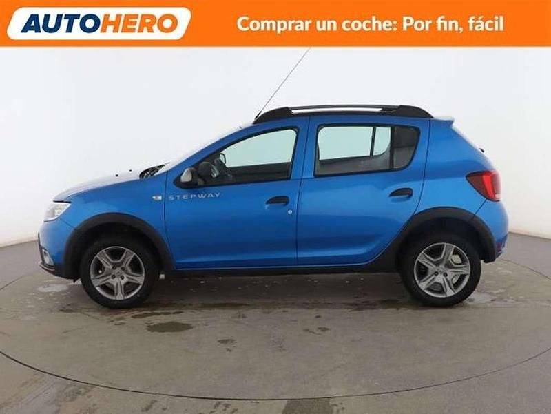 Usado Dacia Sandero Stepway Ambiance 90 CV (66 kW) 2017 Azul Utilitario