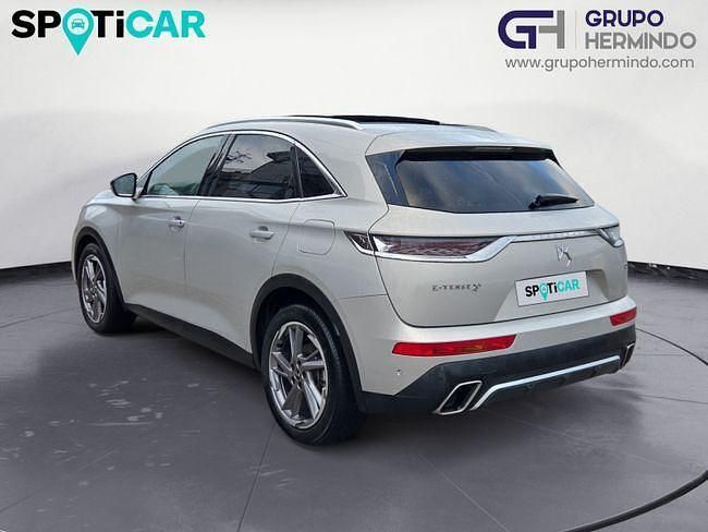 Usado DS Automobiles DS7 Crossback Grand Chic 300 CV (220 kW) 2021 Gris SUV