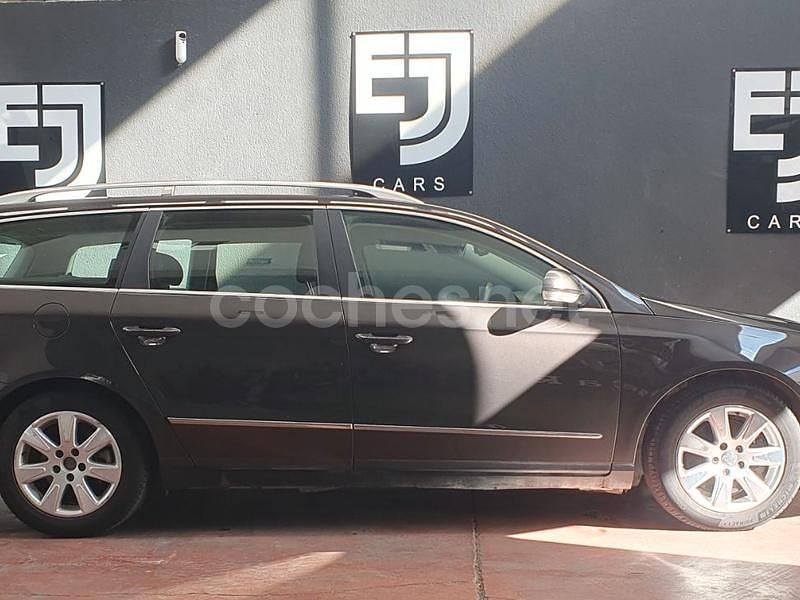 Negro Usado 2007 VW Passat Sportline Familiar | 6490 € (Precio justo) - Imagen 1/4