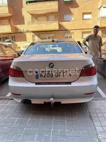 Usado BMW 520 170 CV (125 kW) 2004 Gris / plata Berlina