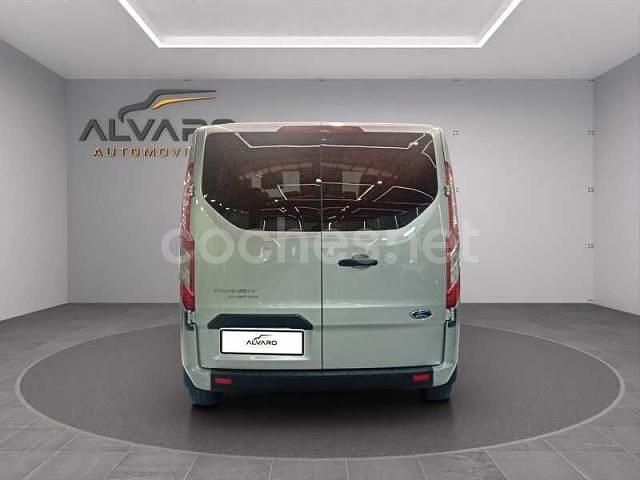 Usado Ford Transit Custom Nugget 130 CV (95 kW) 2023 Gris / plata Monovolumen