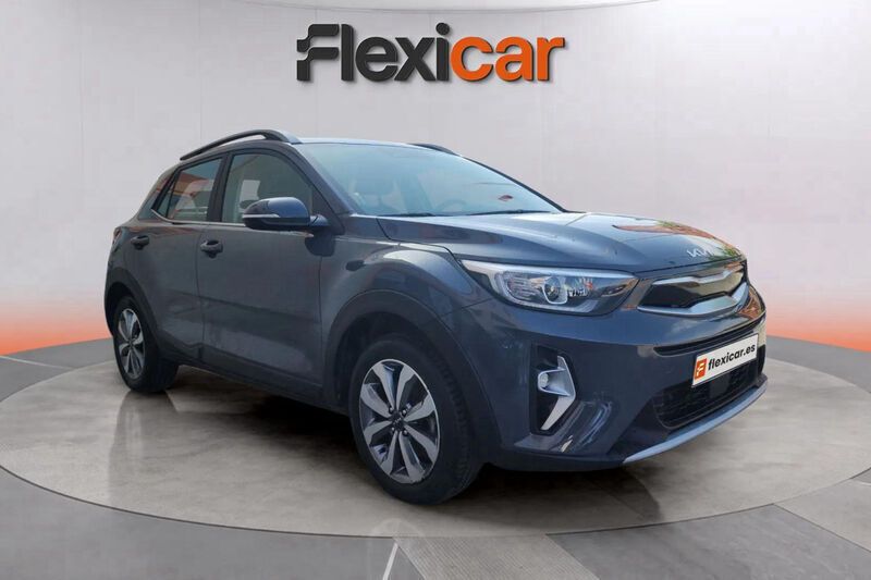 Gris Usado 2022 Kia Stonic SUV | 14.290 € (Precio justo) - Imagen 1/4